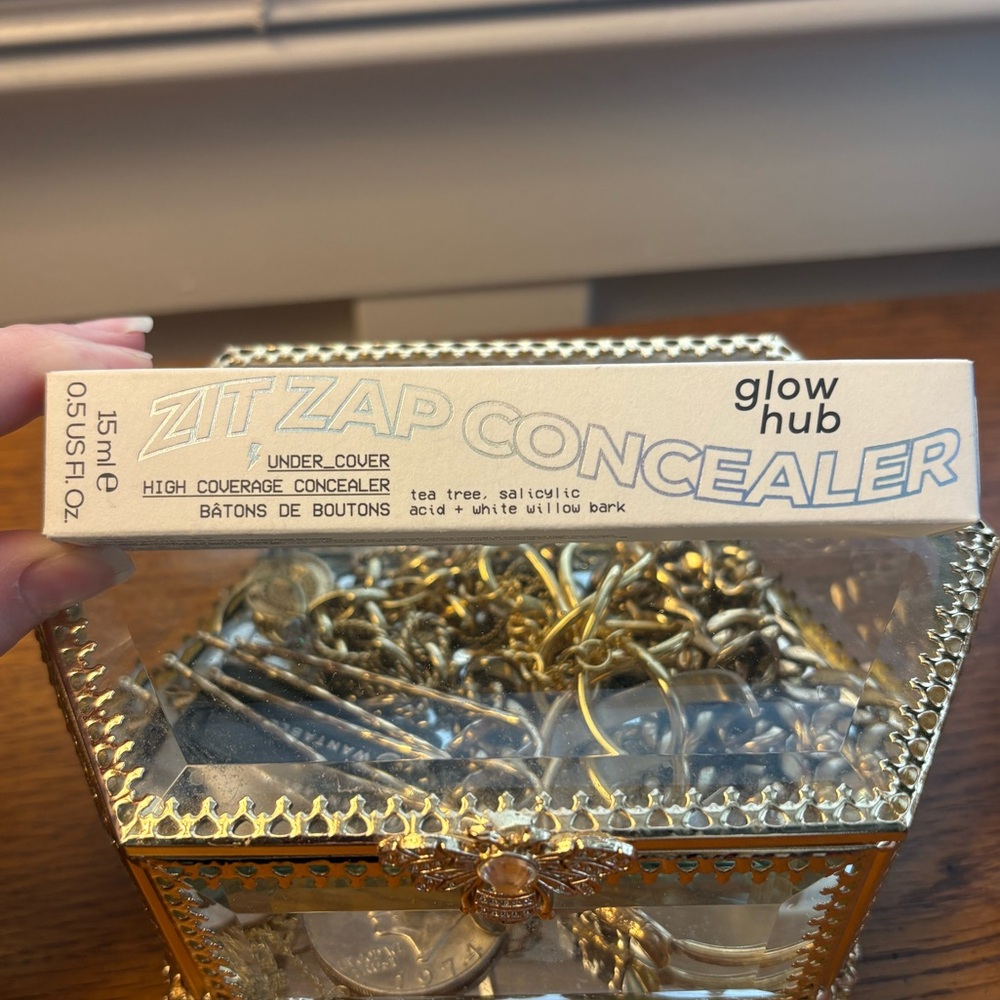 Glow Hub Zit Zap Concealer